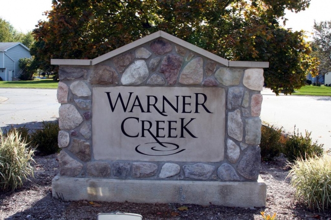 Warner Creek Subdivision, Saline Entrance