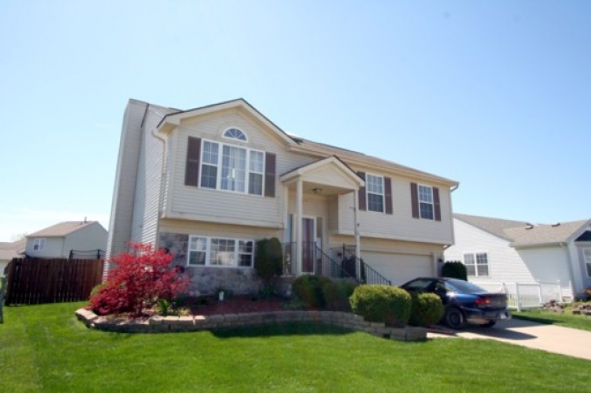 7491 Bermuda Dunes, Ypsilanti